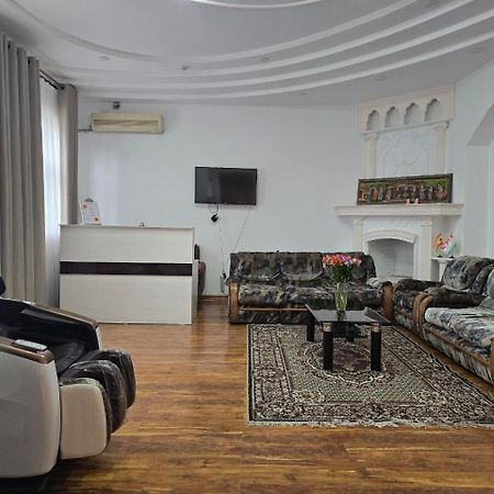Guesto Hostel Tasjkent Buitenkant foto